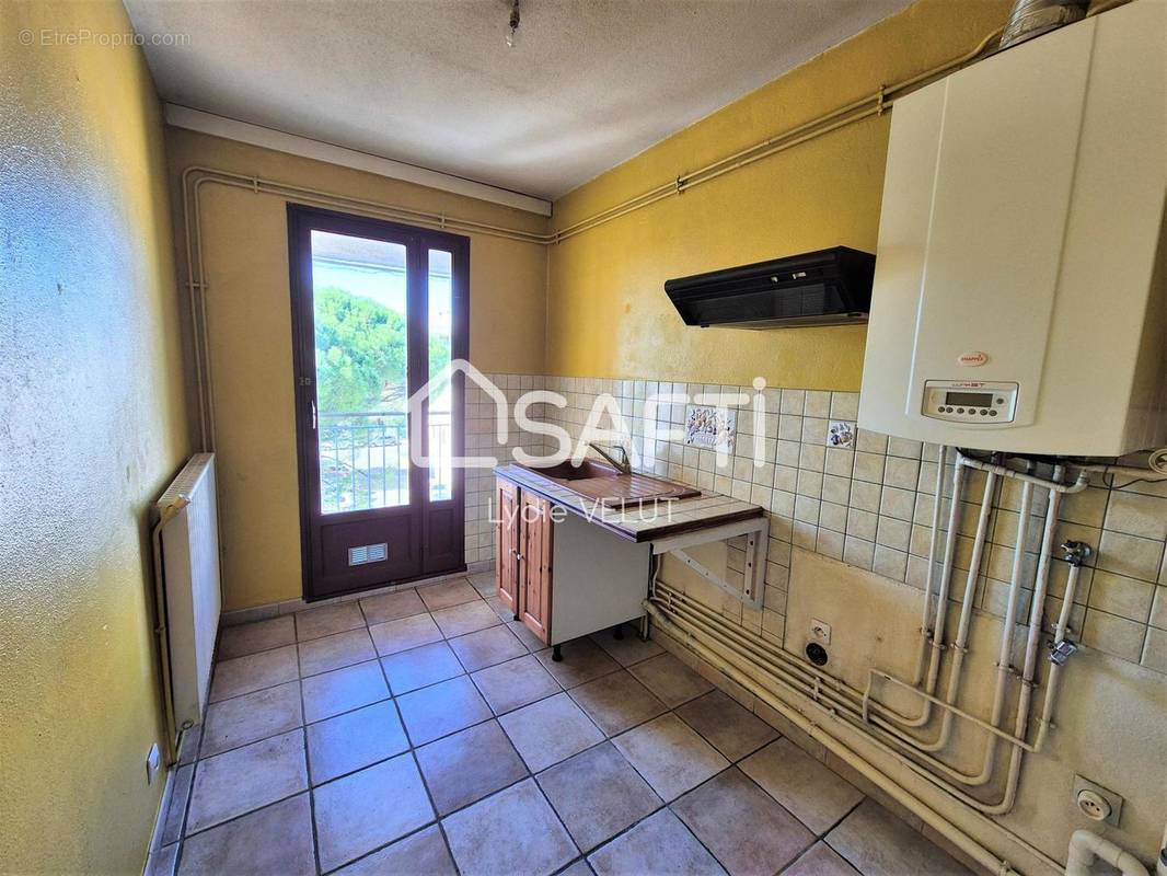 Photo 1 - Appartement à SALON-DE-PROVENCE