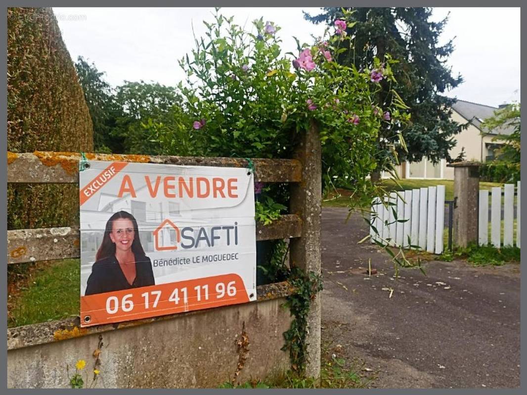 Photo 1 - Maison à MONTREUIL-SUR-ILLE