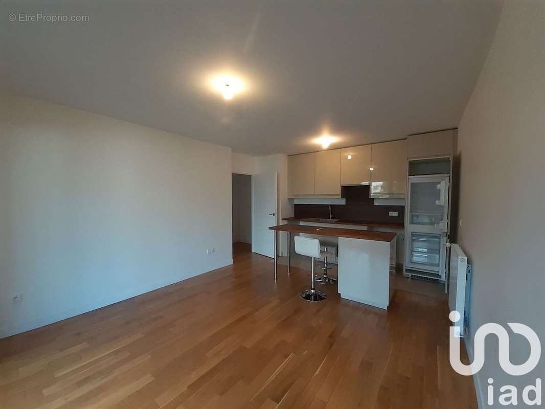 Photo 4 - Appartement à SURESNES