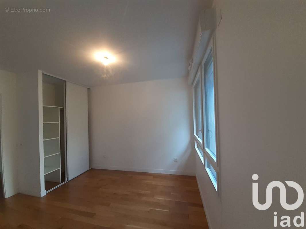 Photo 6 - Appartement à SURESNES