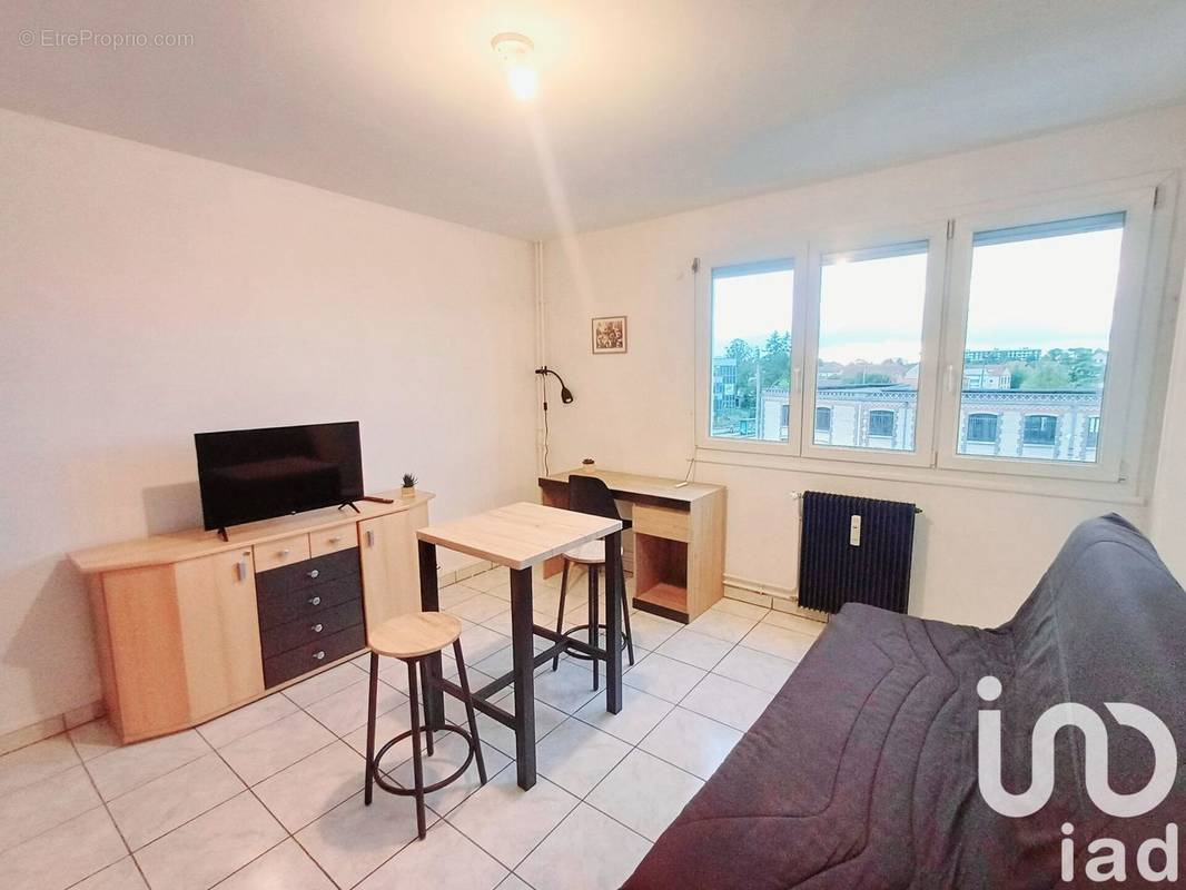 Photo 1 - Appartement à SAINT-JULIEN-LES-VILLAS