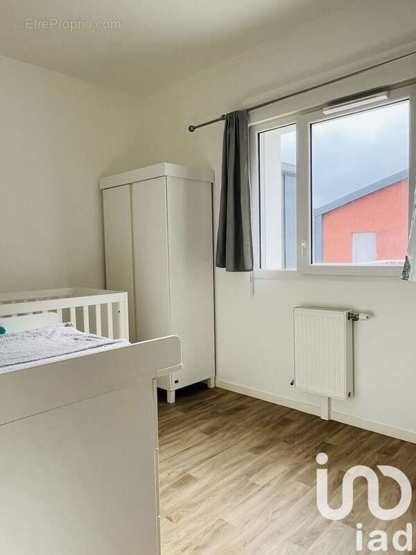 Photo 7 - Appartement à FLEURY-LES-AUBRAIS