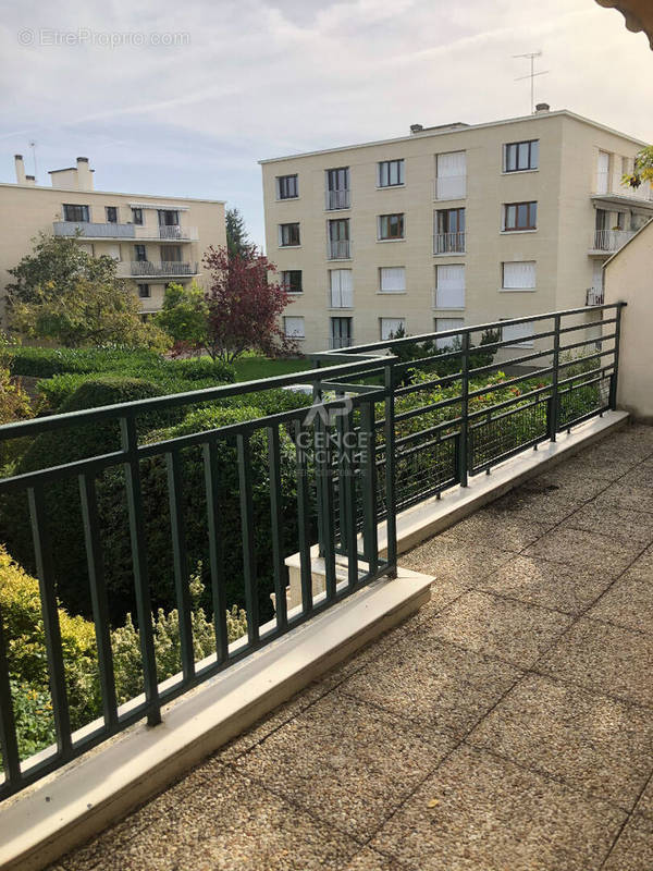 Appartement à MAISONS-LAFFITTE