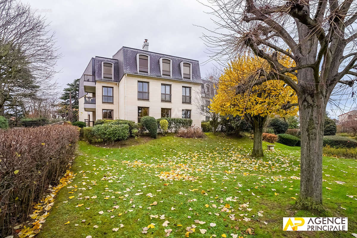 Appartement à MAISONS-LAFFITTE