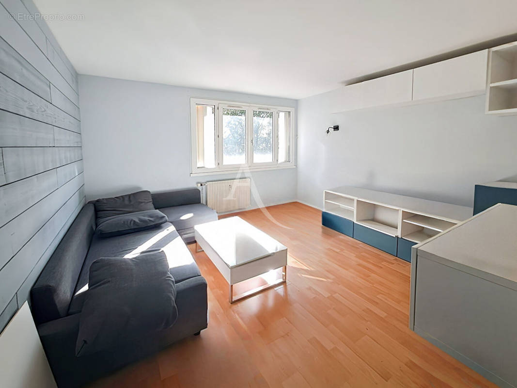 Appartement à SAINT-GERMAIN-LES-ARPAJON