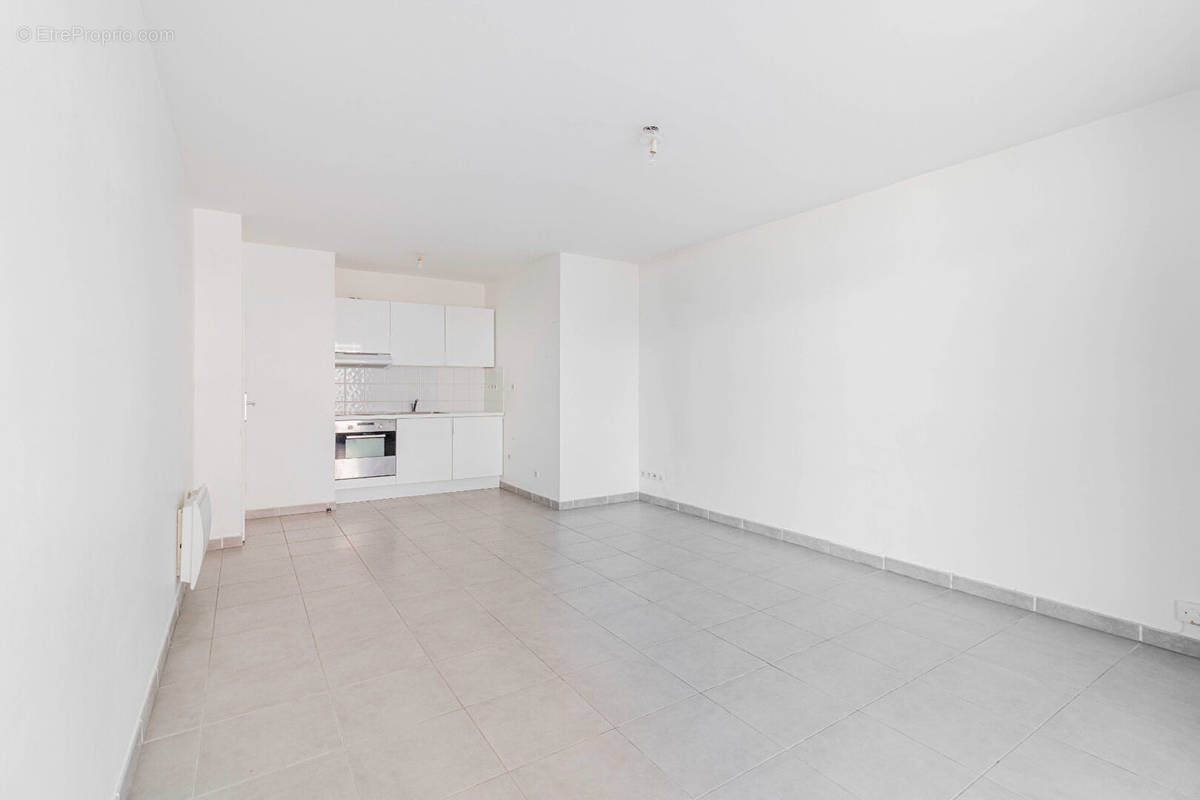 Appartement à MARSEILLE-7E