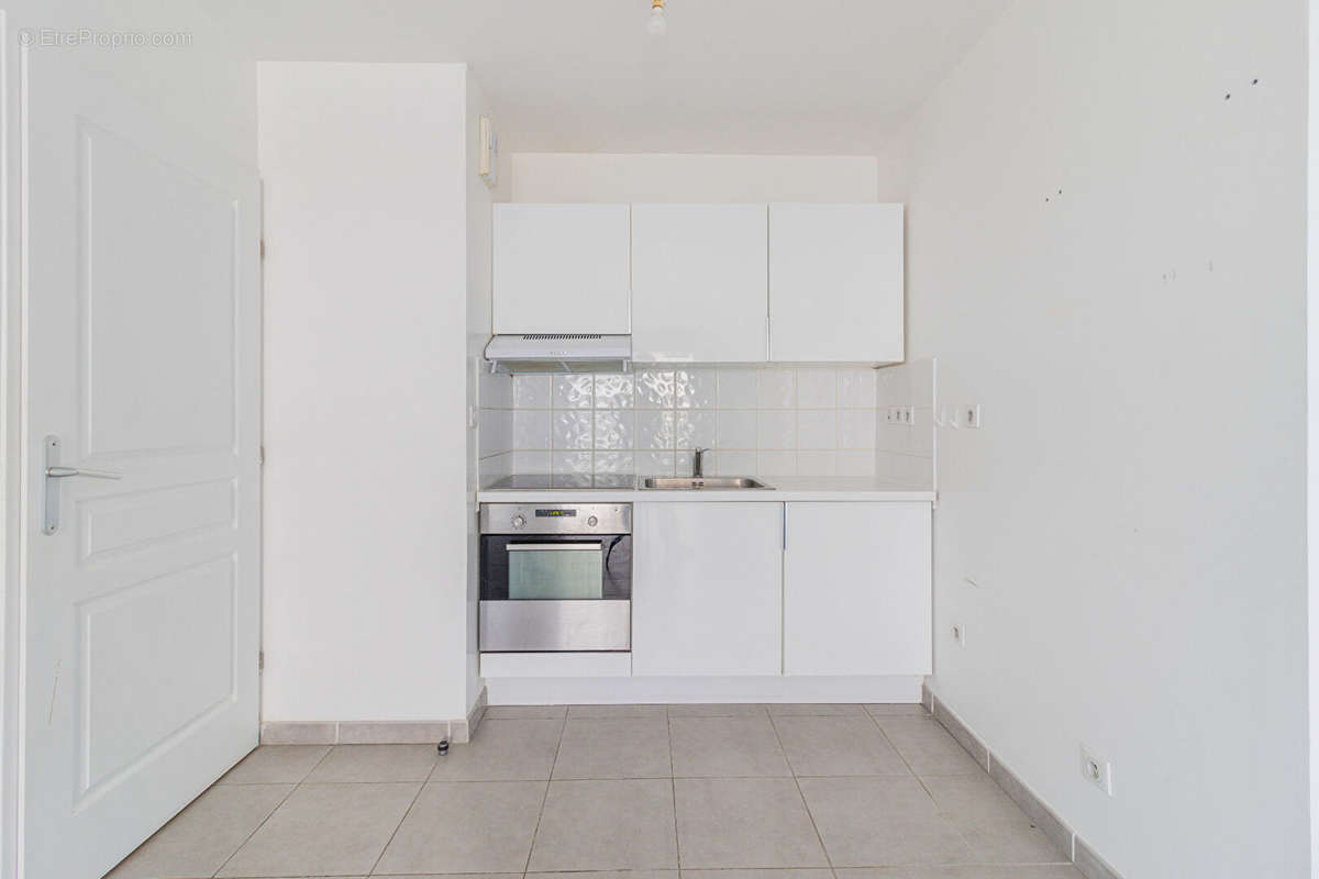 Appartement à MARSEILLE-7E