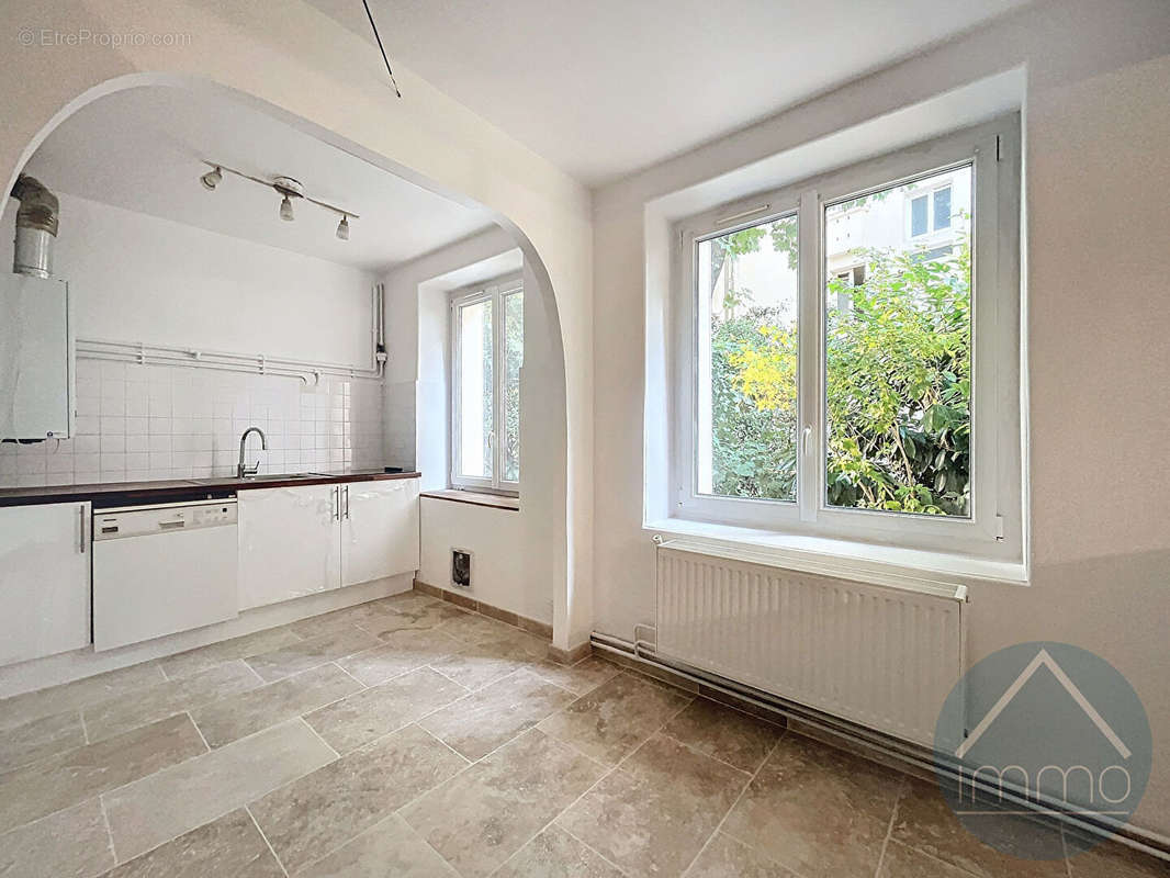 Appartement à ASNIERES-SUR-SEINE