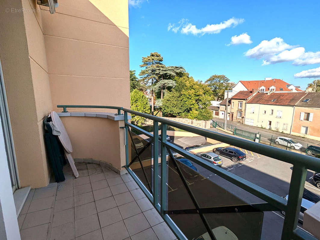 Appartement à BEAUMONT-SUR-OISE