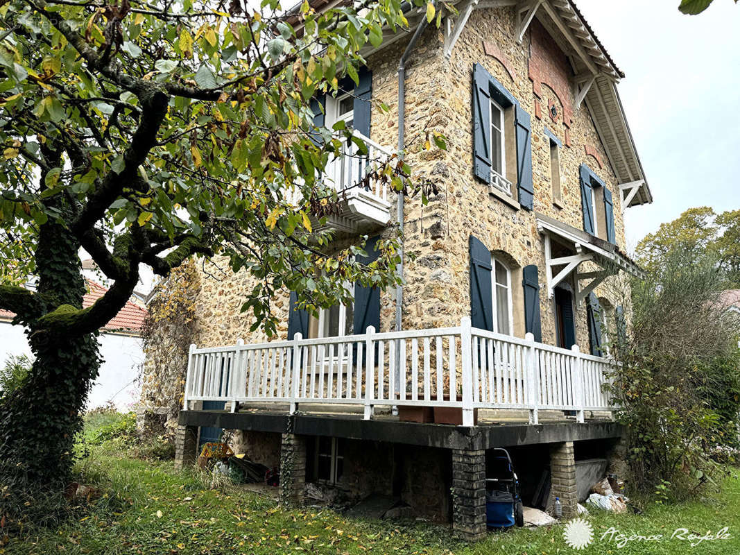 Maison à SAINT-GERMAIN-EN-LAYE