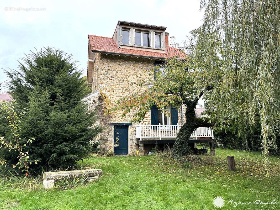 Maison à SAINT-GERMAIN-EN-LAYE