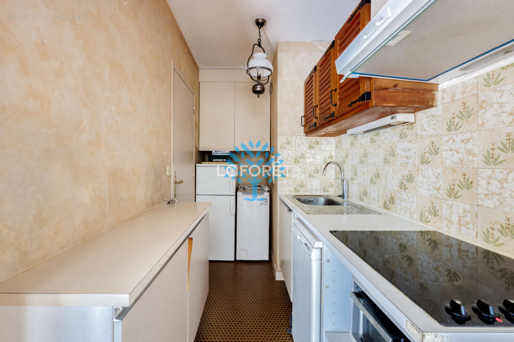 Appartement à PARIS-20E