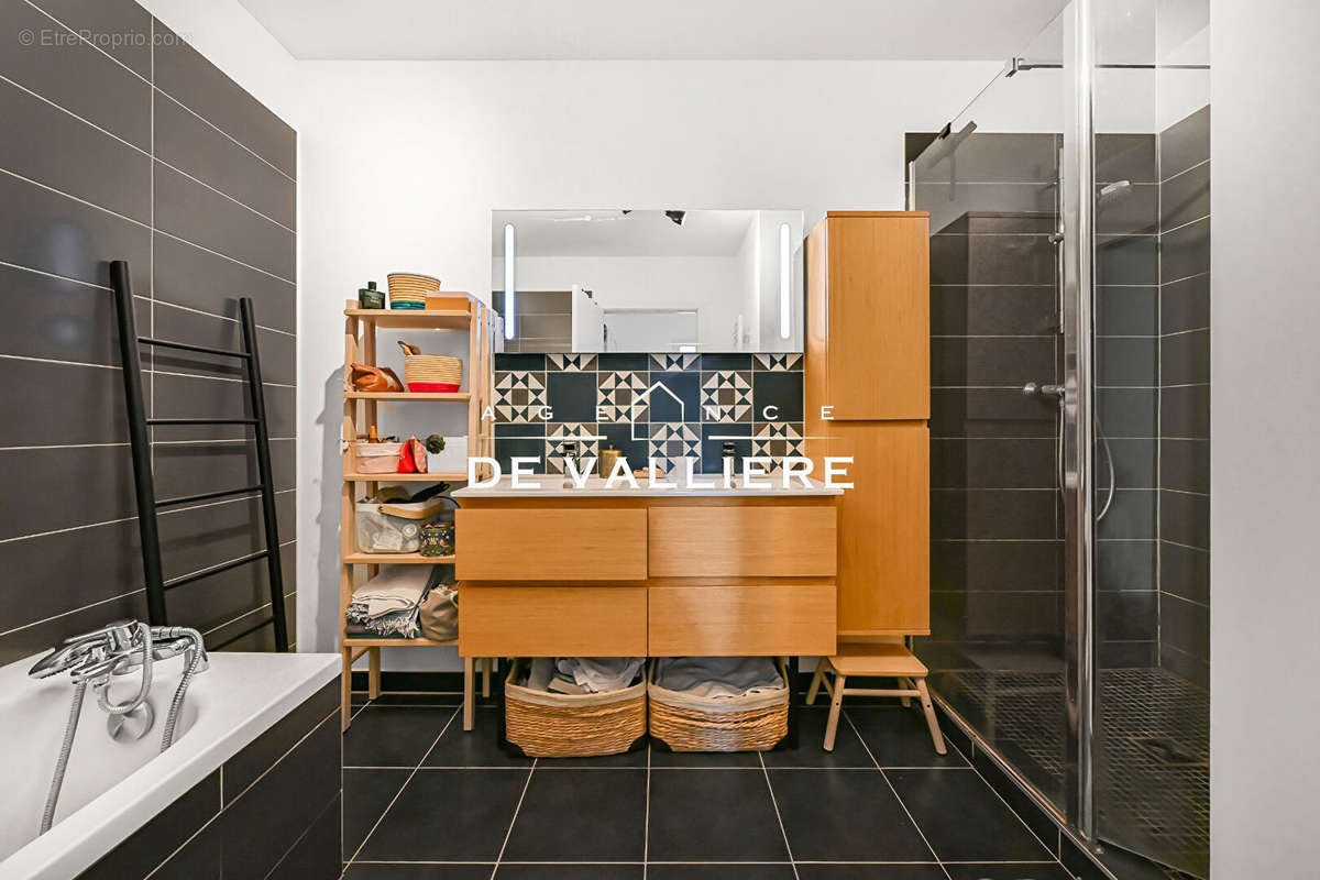 Appartement à NANTERRE