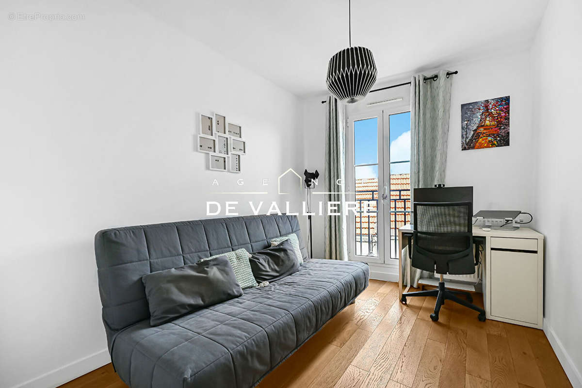 Appartement à NANTERRE