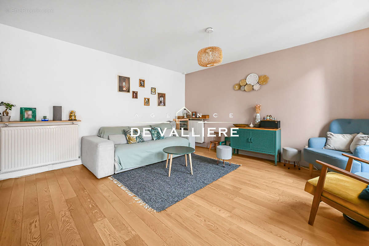 Appartement à NANTERRE