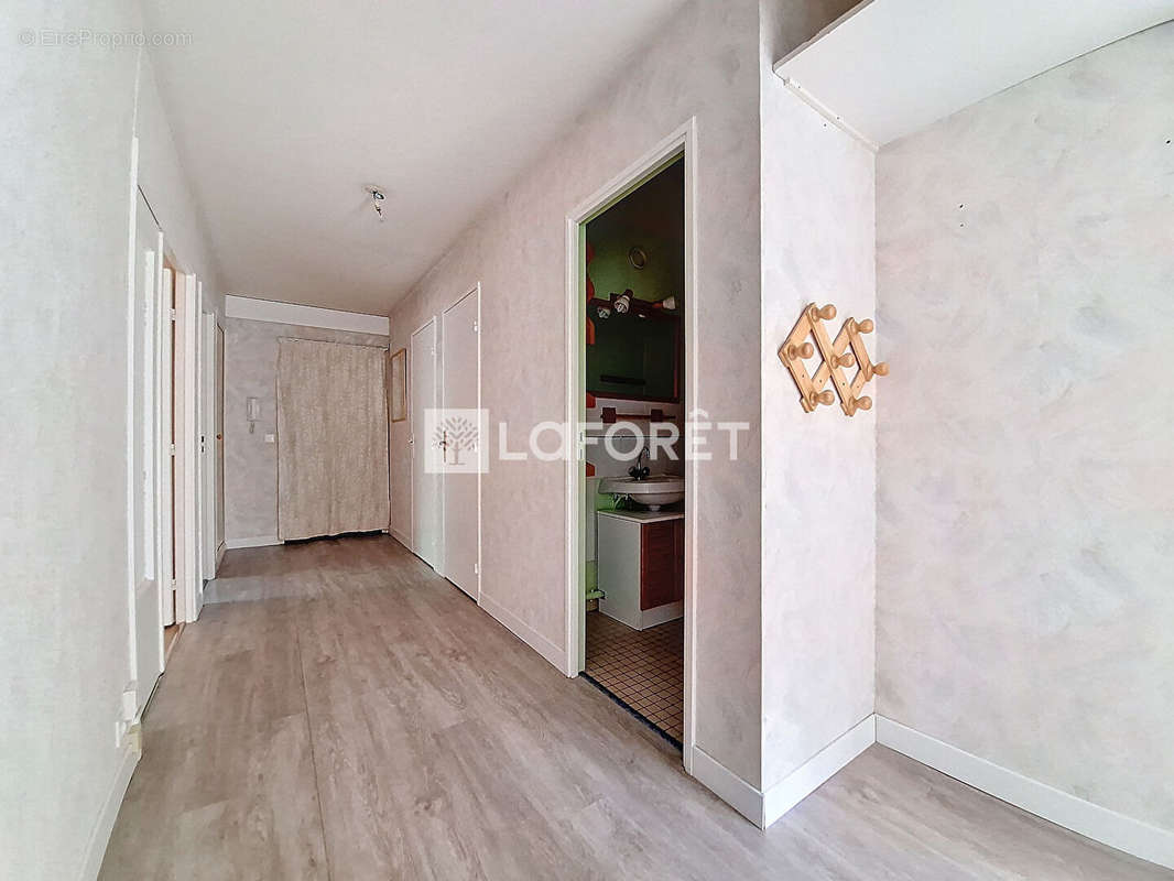 Appartement à VERNEUIL-SUR-SEINE