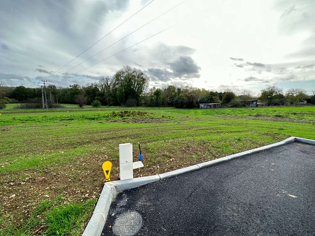 Terrain à SAINT-GEORGES-MOTEL