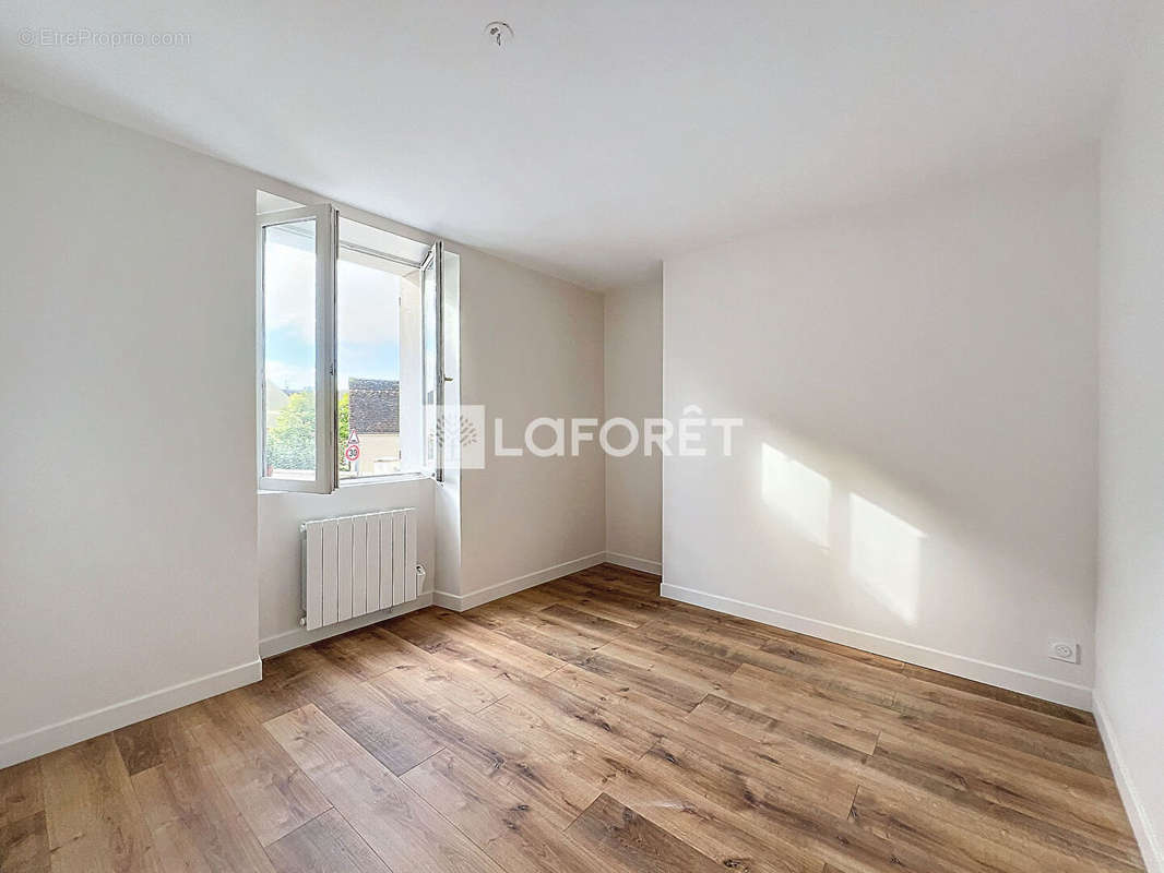 Appartement à MOISSY-CRAMAYEL