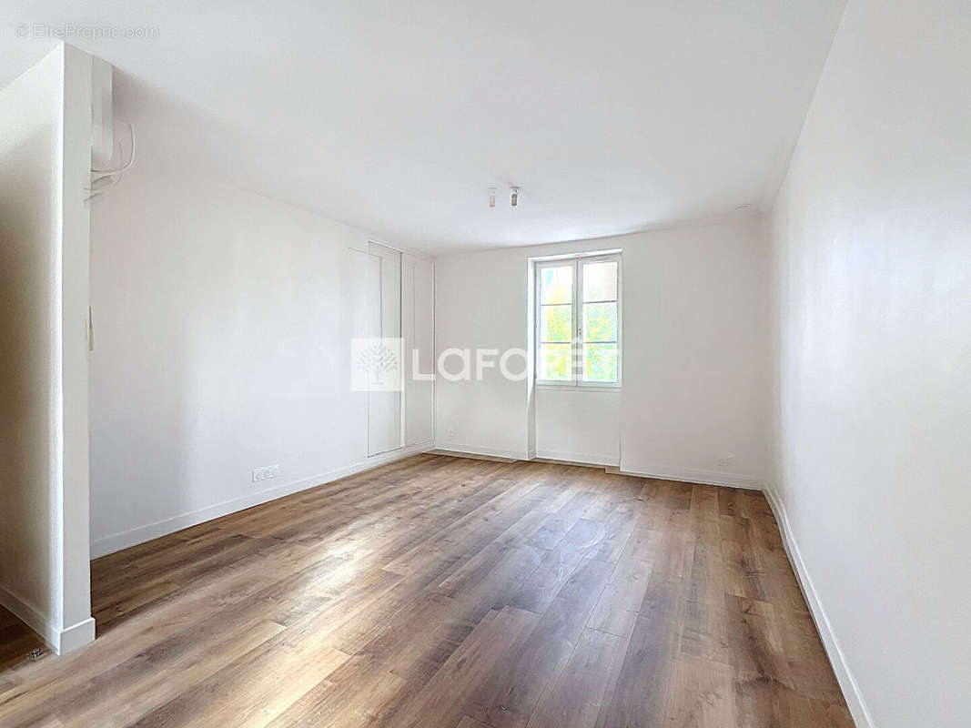 Appartement à MOISSY-CRAMAYEL