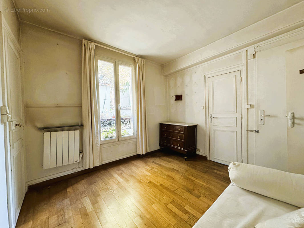 Appartement à PARIS-20E