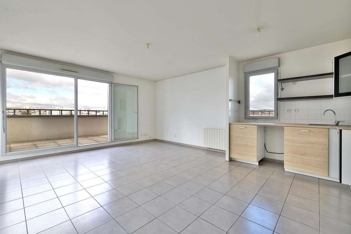 Photo 8 - Appartement à VILLEURBANNE