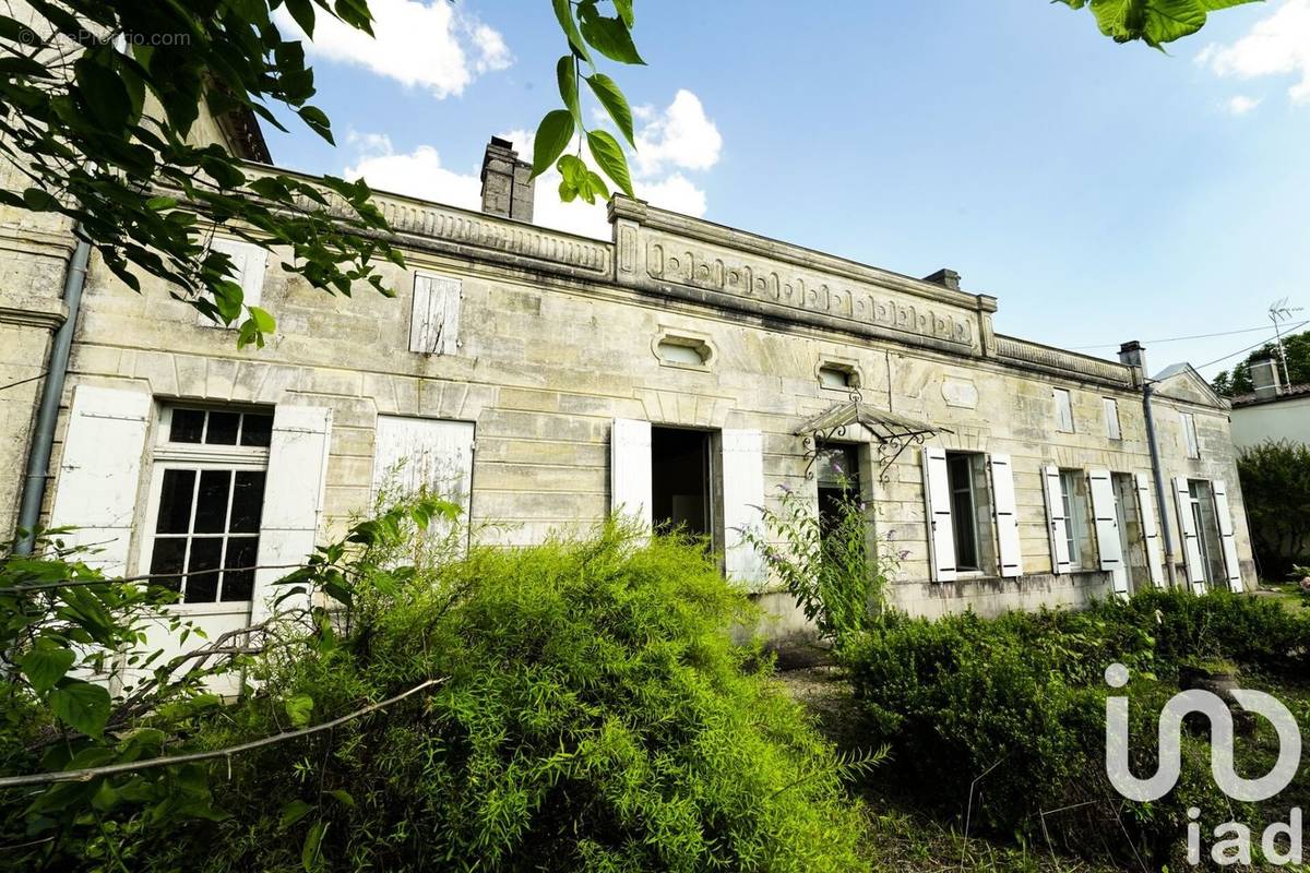 Photo 1 - Maison à SAINT-DENIS-DE-PILE