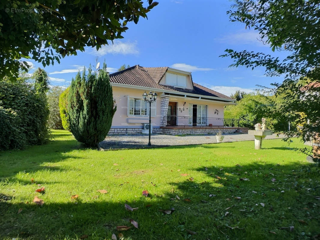 Maison à OLORON-SAINTE-MARIE