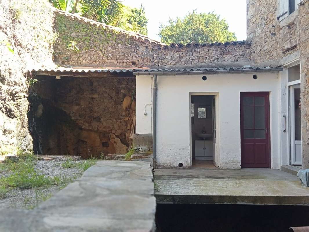 Maison à MONOBLET