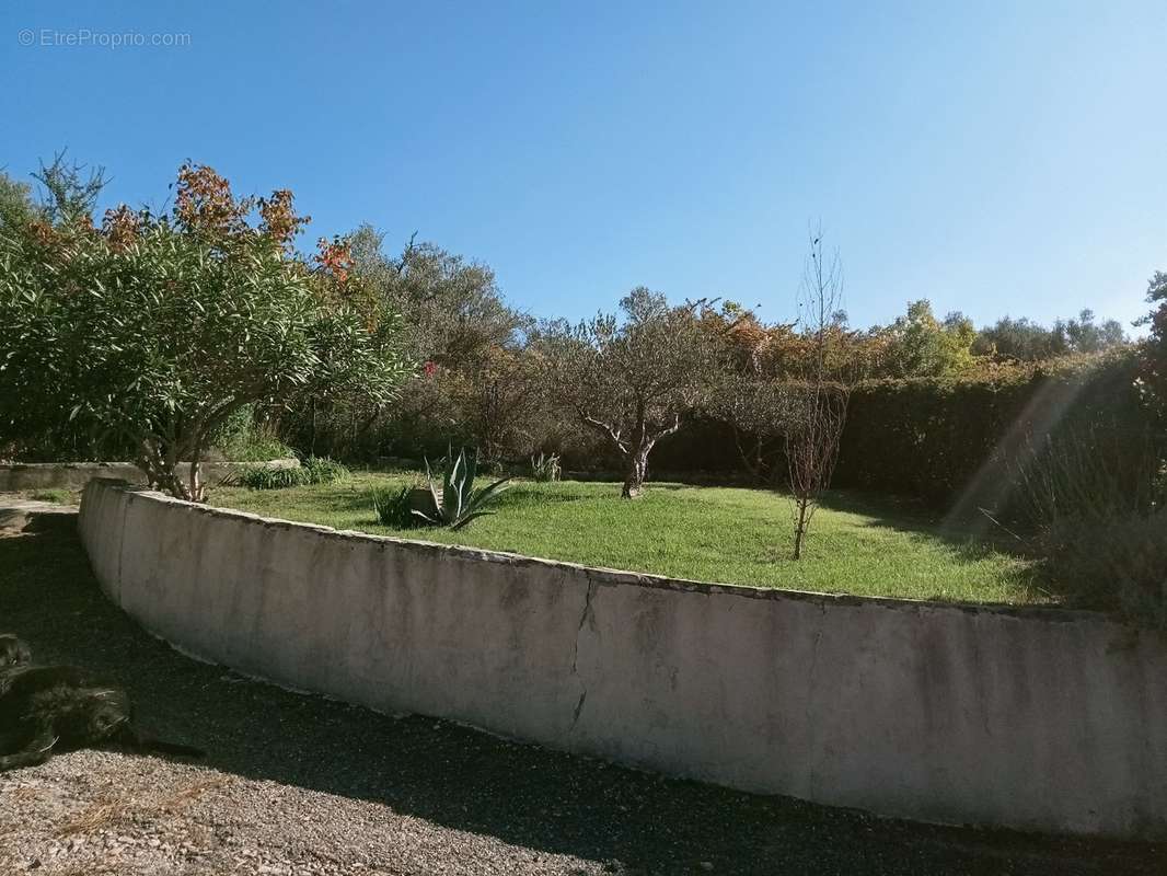 Maison à LAROQUE