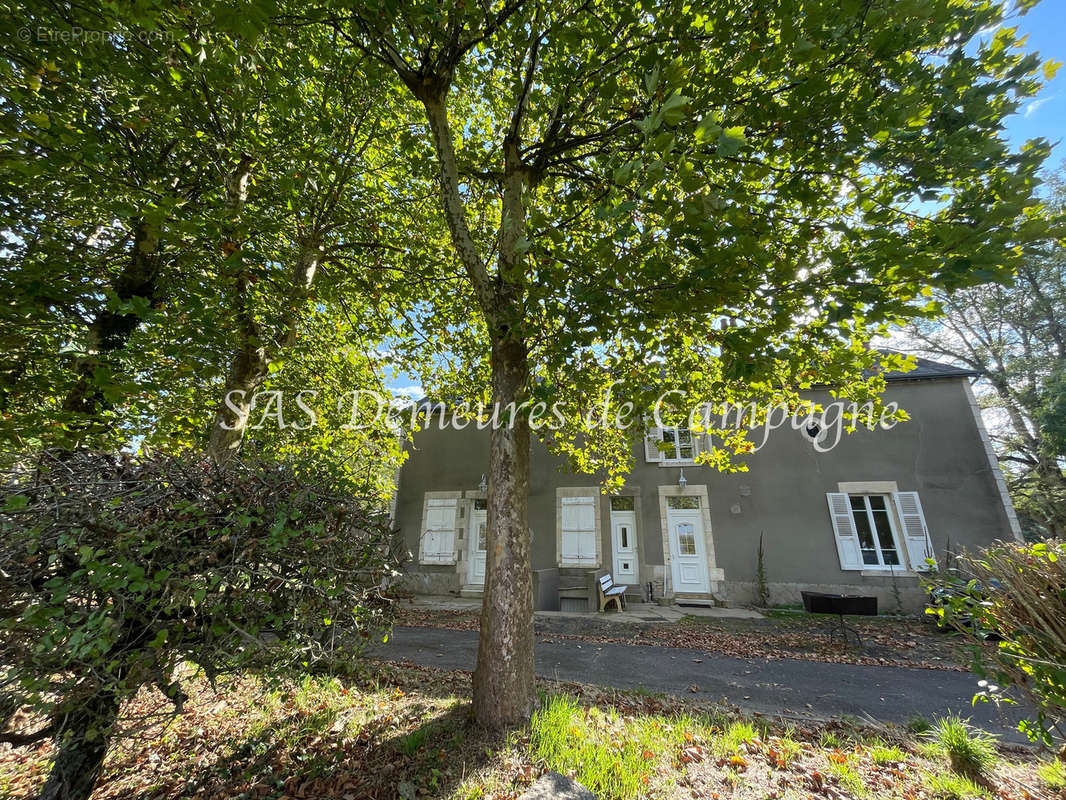 Maison à SUILLY-LA-TOUR