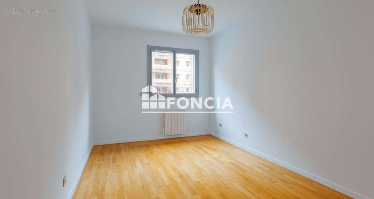 Appartement à LYON-6E