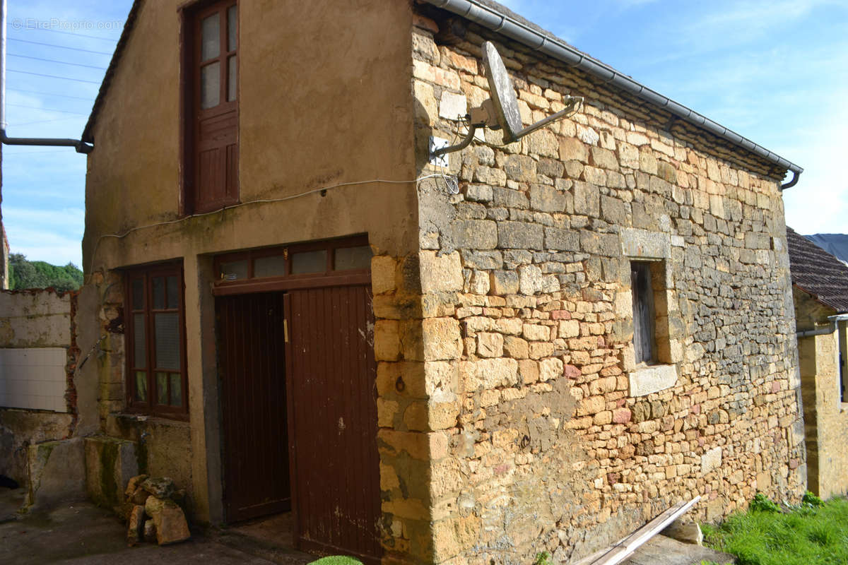 Maison à SALIGNAC-EYVIGUES