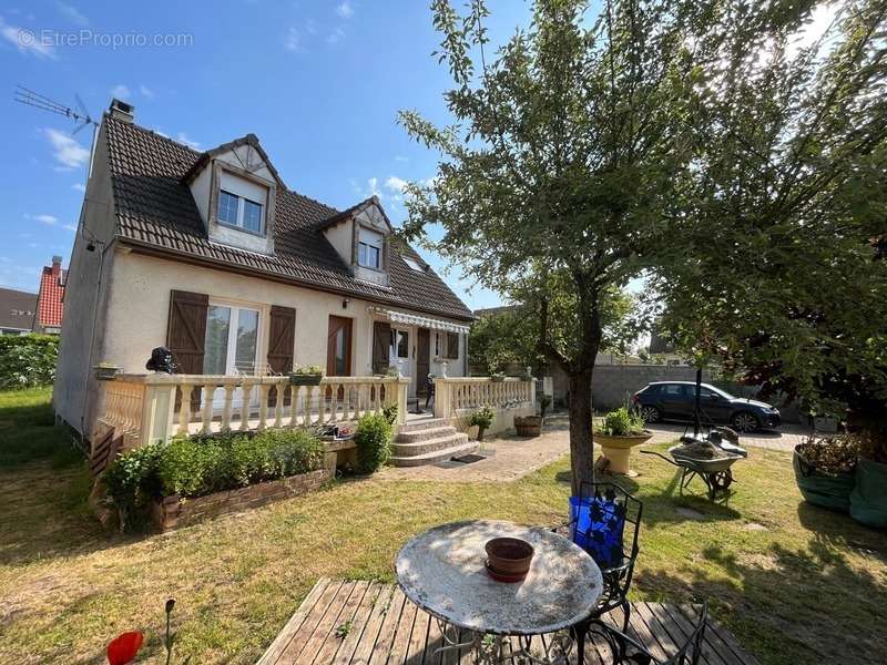 Maison à CHANGIS-SUR-MARNE