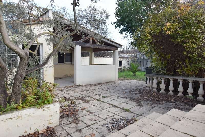 Appartement à SALON-DE-PROVENCE