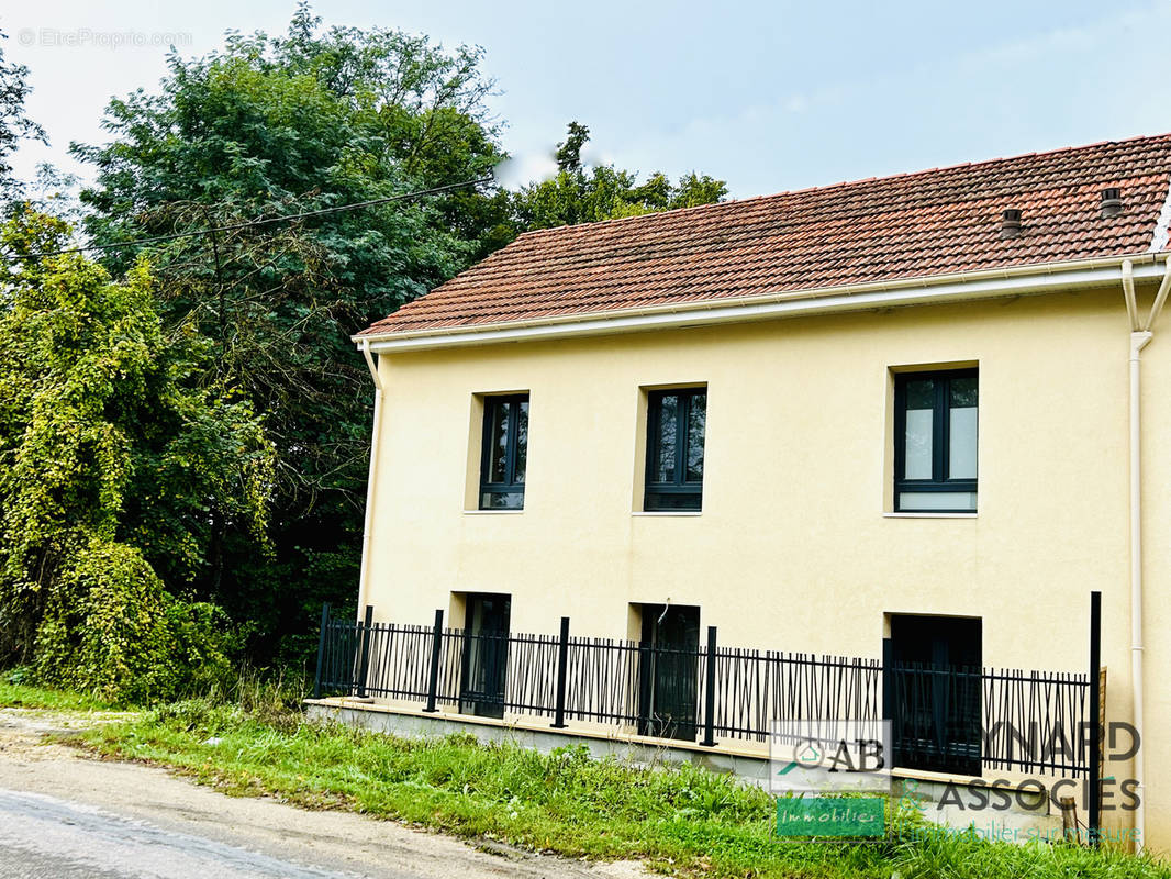 Maison à QUINCY-VOISINS