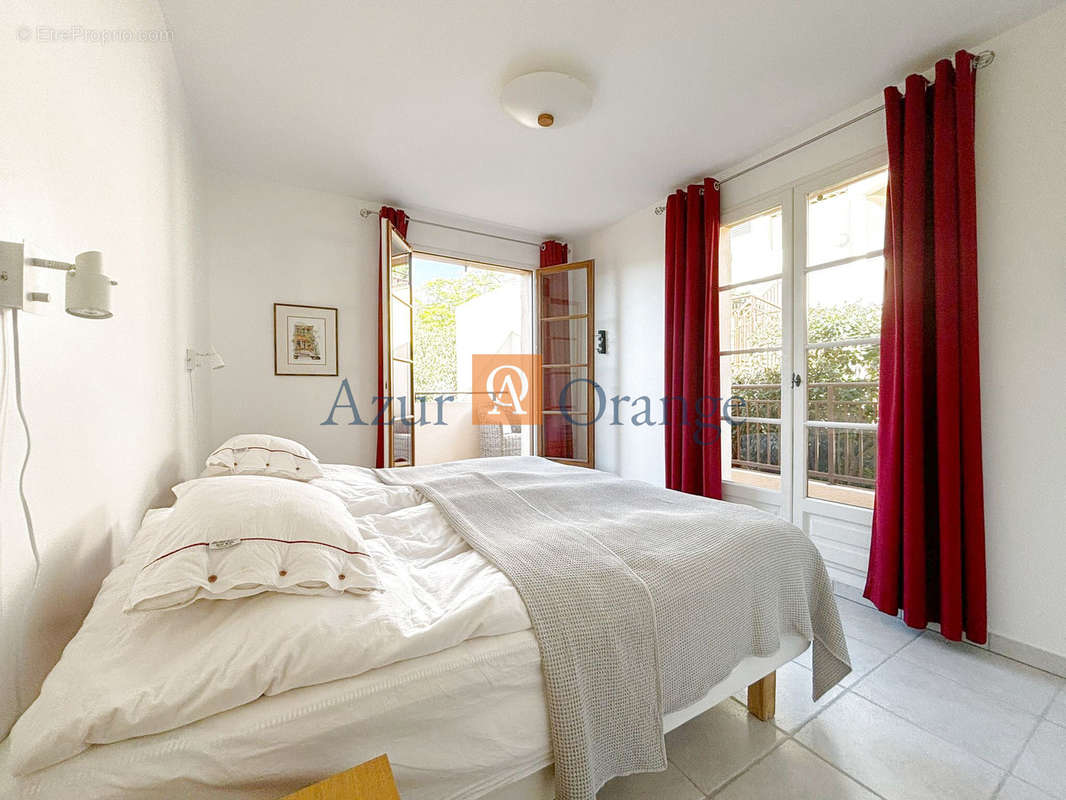 Appartement à GRIMAUD