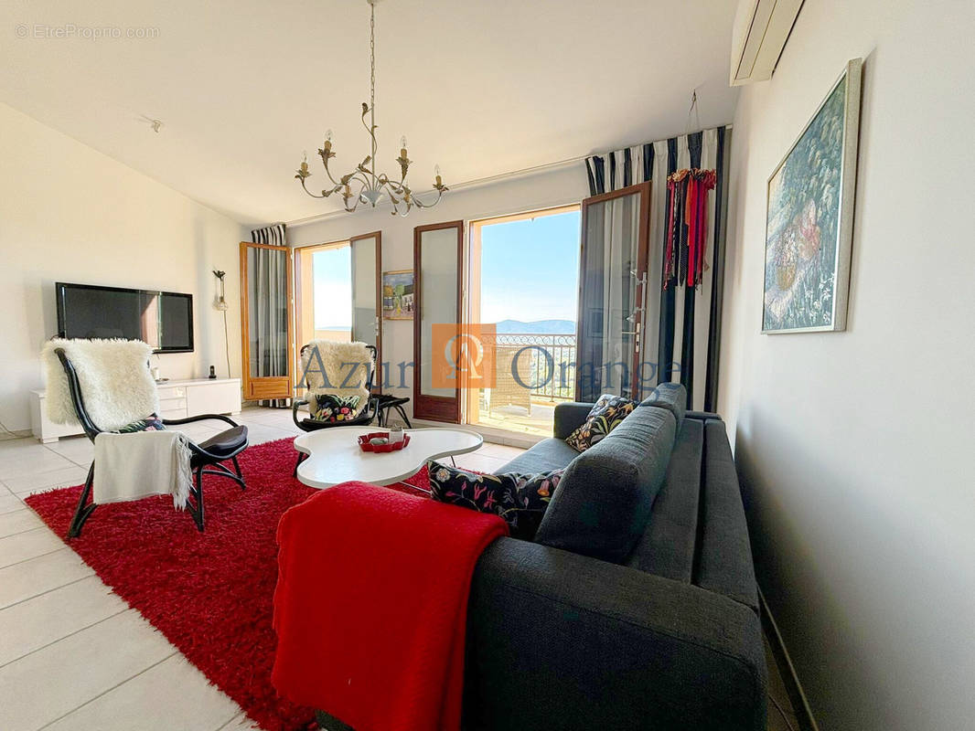 Appartement à GRIMAUD