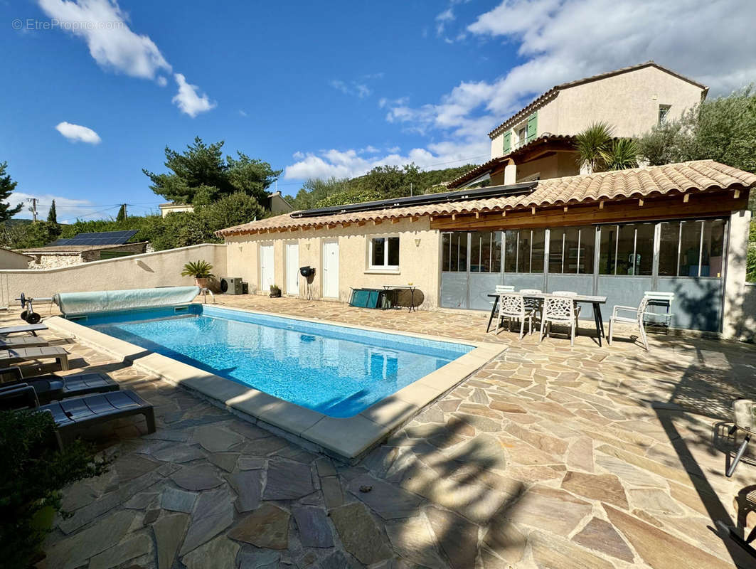 Maison à SAINT-MARTIN-D&#039;ARDECHE