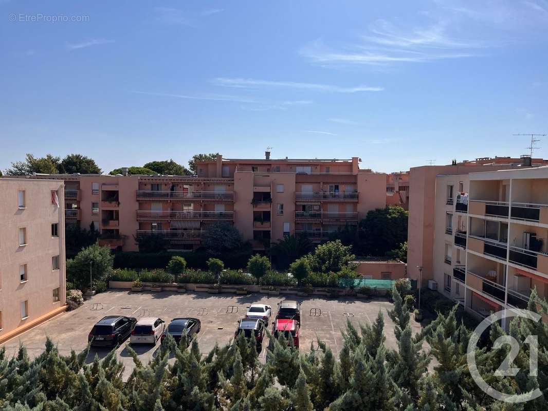 Appartement à BORMES-LES-MIMOSAS