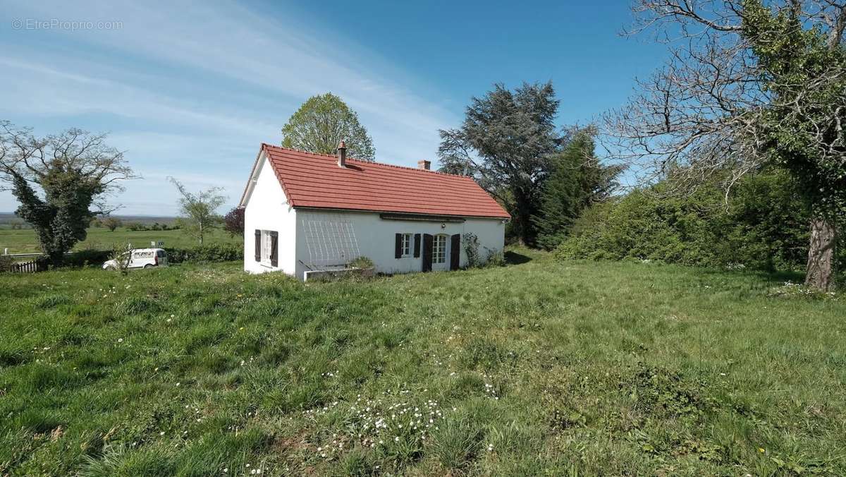 Maison à LANTY