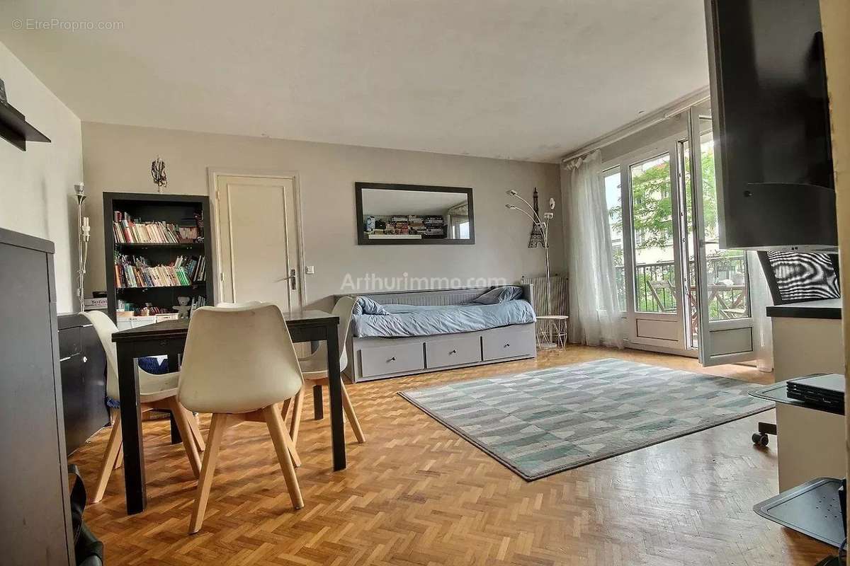 Appartement à ASNIERES-SUR-SEINE