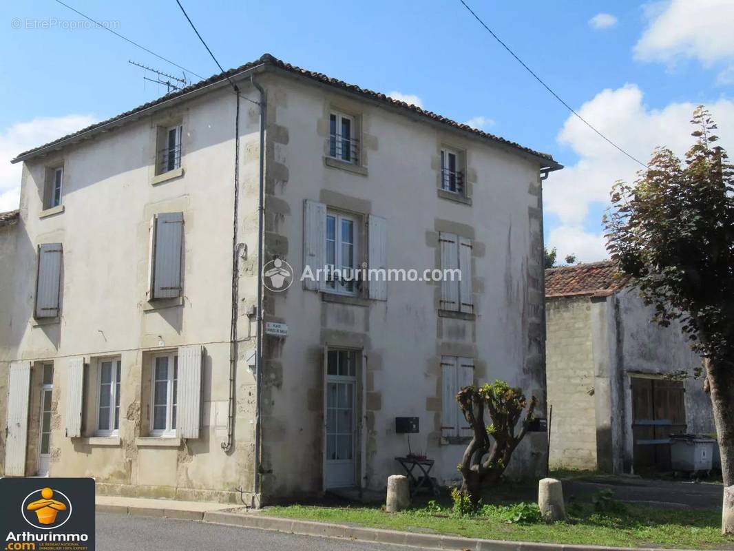 Maison à AULNAY