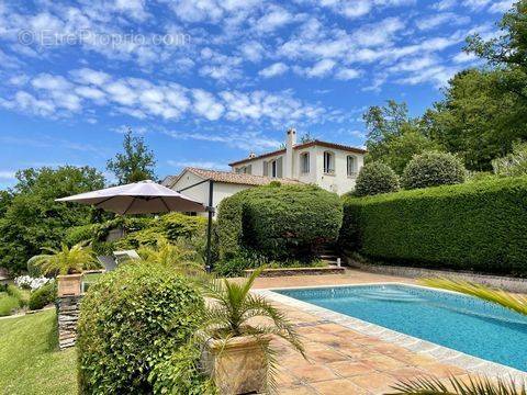 Maison à LA GARDE-FREINET