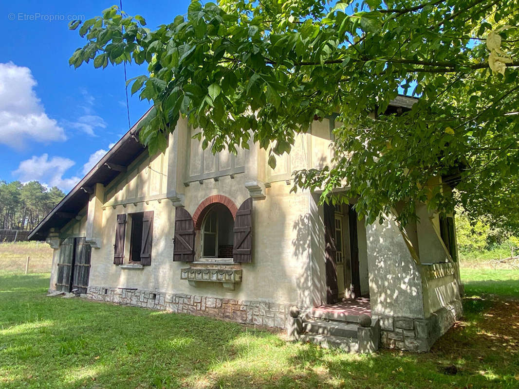 Maison à LABOUHEYRE