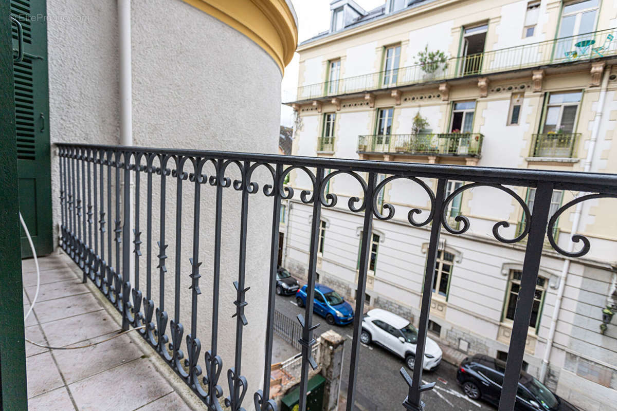 Appartement à AIX-LES-BAINS