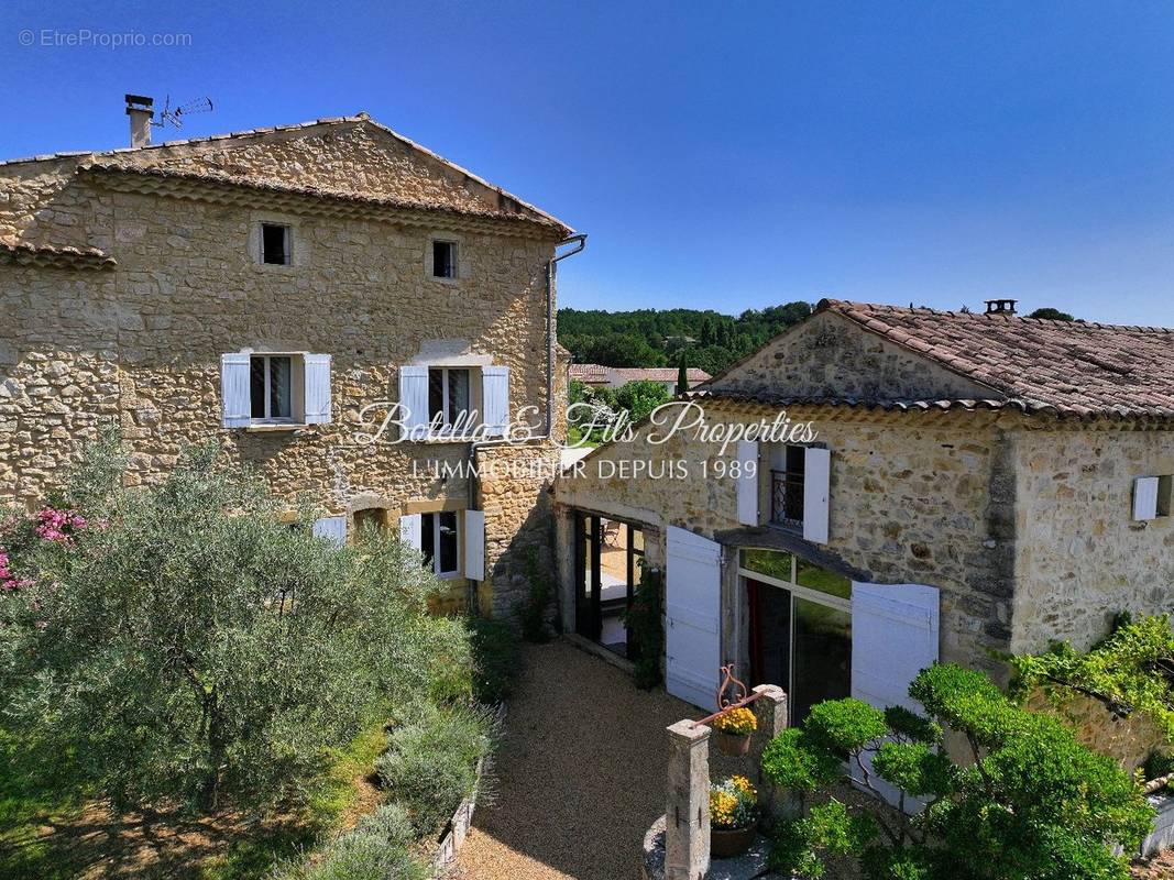 Maison à GOUDARGUES