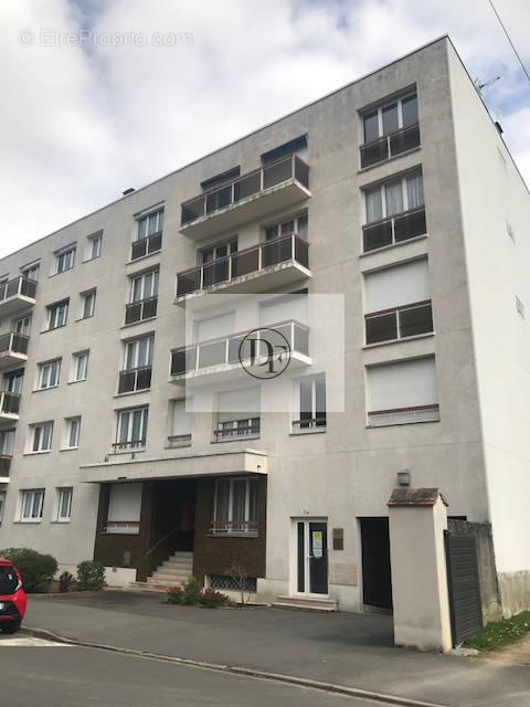 Appartement à PITHIVIERS