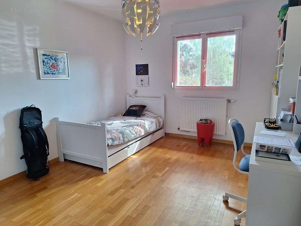 Appartement à SAINTE-FOY-LES-LYON