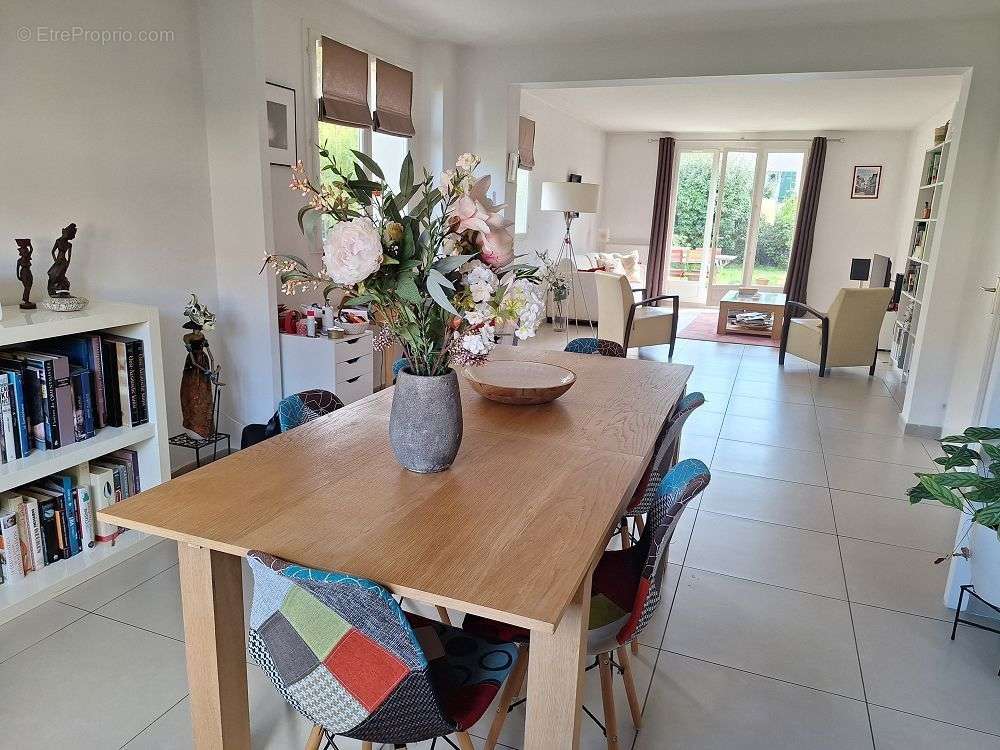 Appartement à SAINTE-FOY-LES-LYON