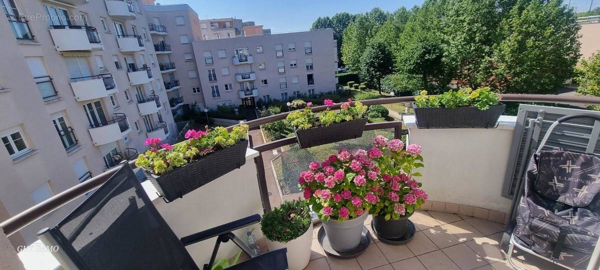 Appartement à BONNEUIL-SUR-MARNE